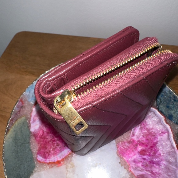 Like New Authentic Saint Laurent Cassandre Matelassé Burgundy Compact Zip Wallet - Picture 6 of 15